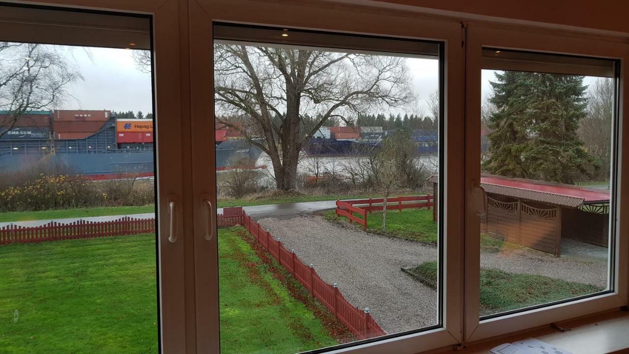 Ferienwohnung Mit Wunderschoenem Blick Auf Den Nord-Ostsee-Kanal Breiholz Ngoại thất bức ảnh