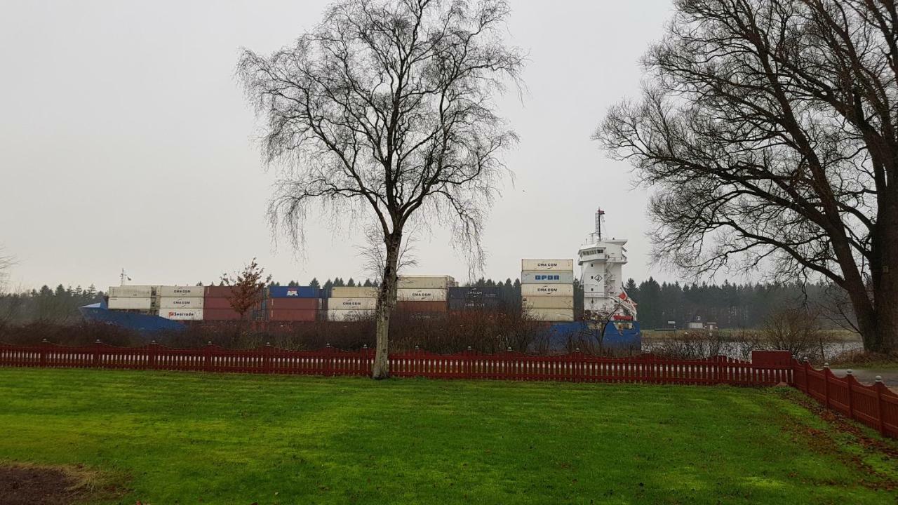 Ferienwohnung Mit Wunderschoenem Blick Auf Den Nord-Ostsee-Kanal Breiholz Ngoại thất bức ảnh